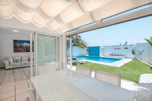 4 bedrooms, 6 beds