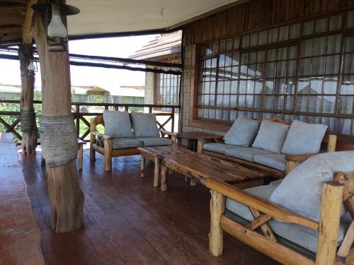 บริการและสิ่งอำนวยความสะดวก, Sangare Gardens in เนย์รี