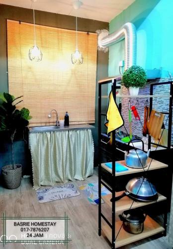 Syifah Homestay Pagoh - Private Pool , WiFi , NetFlix Syifah Homestay Pagoh - Private Pool , WiFi , NetFlix