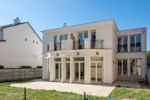 07.Studio#Creteil#Loft#Cinéma (07.Studio#Creteil#Loft#Cinema) in Кретей