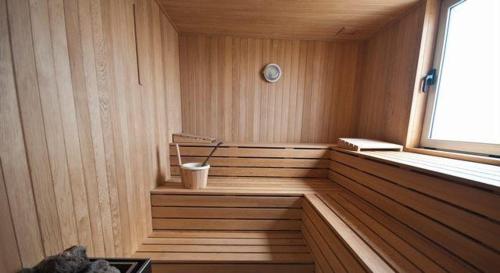 Quartier San Telmo Luxury Pool Gym & Spa, piscina climatizada near Farma Social