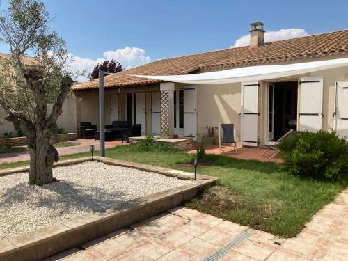 Maison familiale à Uchaud chez Gaëlle et Fred