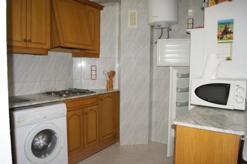 One-Bedroom Apartment image 8