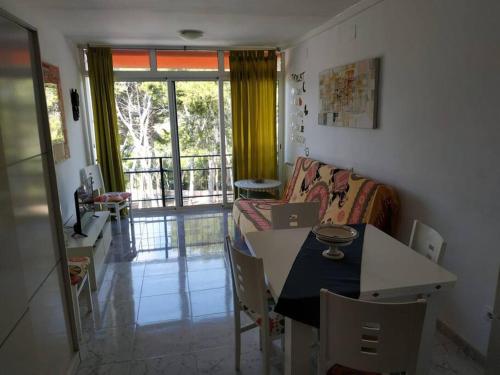 Apartment in Salou. Beach Relax HUTT-033474-91