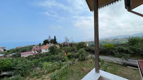 Yıldızlı city and sea view villa