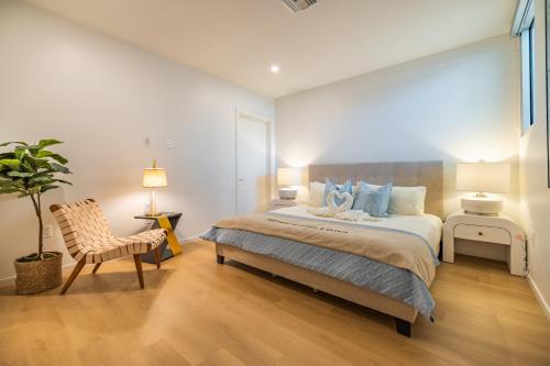 @ Marbella Lane - Penthouse w/ City & Ocean Views thumb 4