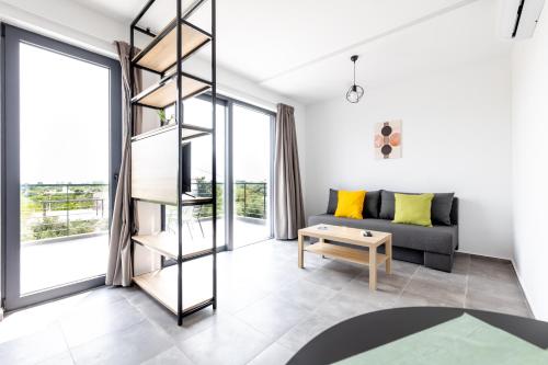 Pagani Green - Luxury Maisonette B2 in Pharae