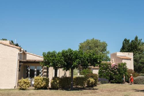 Exterior view, SOWELL HOTELS Les Jardins du Cap in Agde