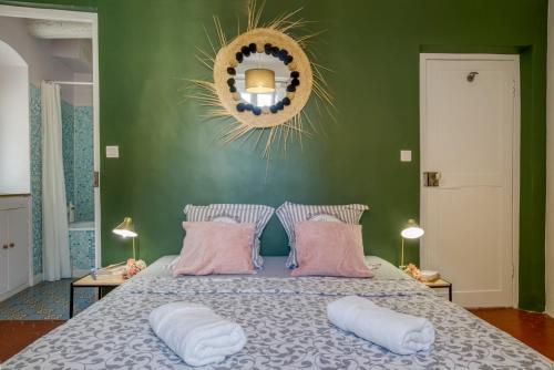 TYPIQUE - 2 bedrooms,Typical apartment-Old town Nice, Nice (photo 2)