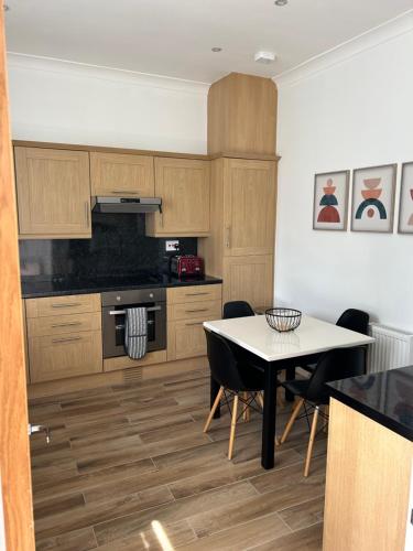1L Albert Place Maddiston Road Brightons Falkirk FK2 0JX in Polmont