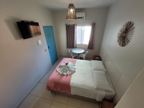 Standard Double Room image 5