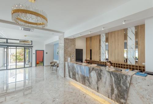 ردهة, HOTEL TALIA in Igalo