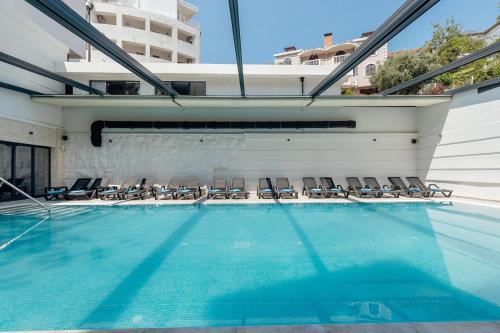 Swimming pool, HOTEL TALIA in Herceg Novi