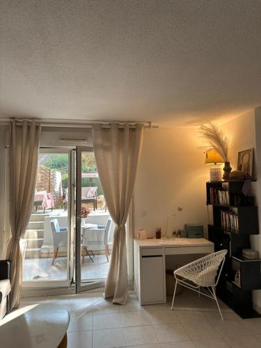 Ninon, Nice (fotografie 6)