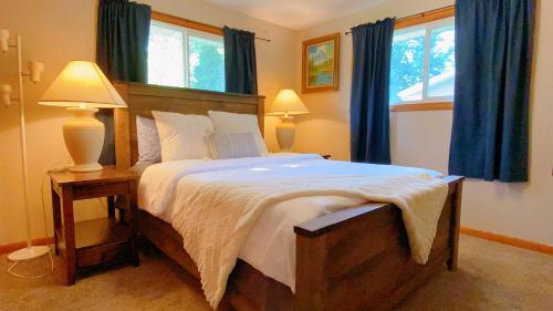 . Fantastic Oasis Home in Stevens Point