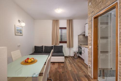 設施, Apartments by the sea Pridraga - Cuskijas, Novigrad - 6306 in 果尼亞卡林