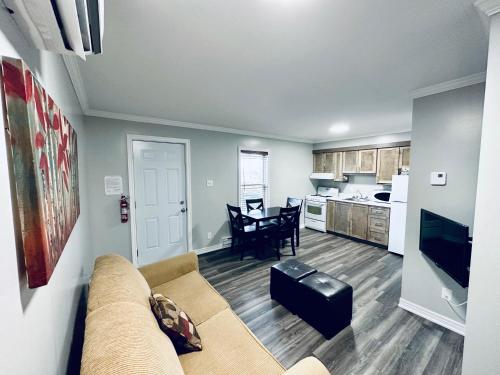 Stay in Gros Morne in Rocky Harbour (NL)