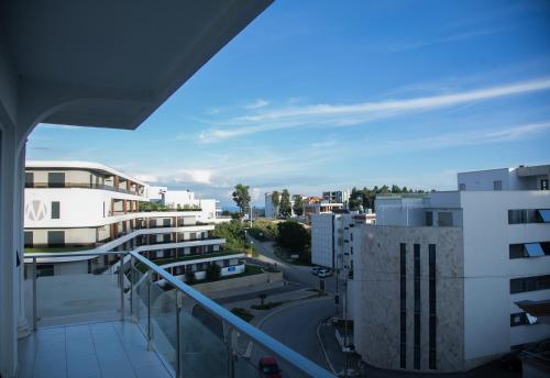 Nimes Apartments