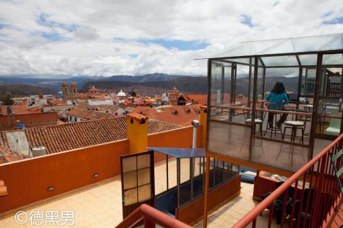 Kilátás, EUCALYPTUS POTOSI only dollars or euros are accepted in Potosi