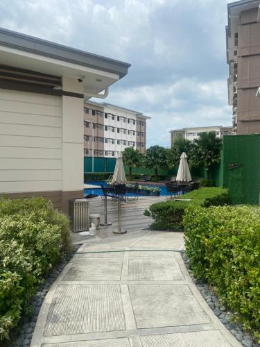 Swimmingpool, Apartment (28 m²), 1 Schlafzimmer und 1 eigene Badezimmer in Marilao (Twenty-Nine Cats @ SMDC Cheer Residences Marilao) in Valenzuela