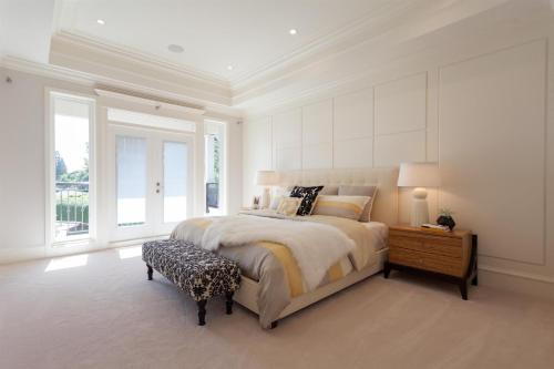 Brand New luxury Villa with full air conditioning