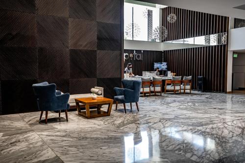 발리 더 캐피탈 호텔 앤 리조트 스미냑 (The Capital Hotel and Resort Seminyak) 4성급 호텔 수영장