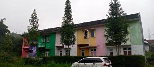 Rumah Warna