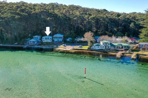 Burrill Lake Cottage in Burrill Lake