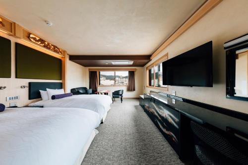 room detail thumbnail 1