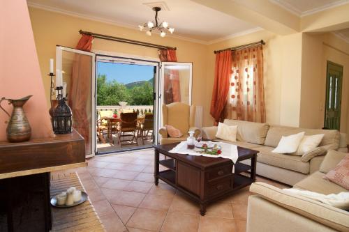 Iliachtides Villas in Kefalonia