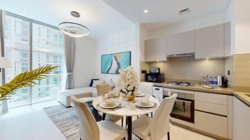 Primestay - Creek Vista Reserve B 1BR in Al Meydan - image 2