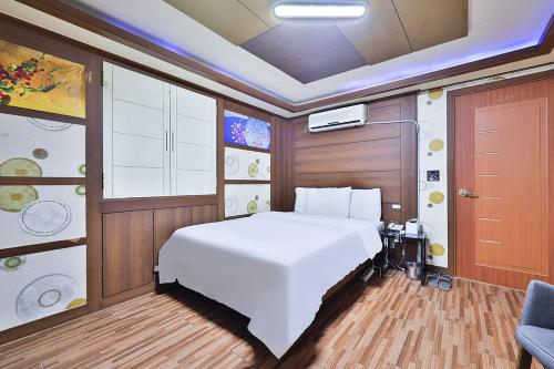 Picasso Motel, Soul (fotografie 6)