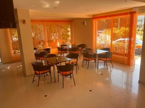 Hotel Paradise in Lozenets