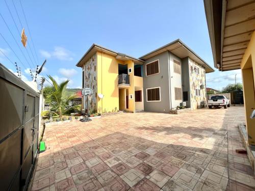 Hidden Gem In Oyibi New 2 Luxury Bedroom Apartment in Aburi