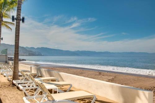 Harbor 3008 Amazing beach front condo by Moikkarentals in Puerto Vallarta, Mexico
