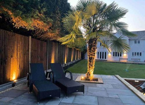 Large Countryside House Swim Pool Jacuzzi Sleeps 10 guest in Ware