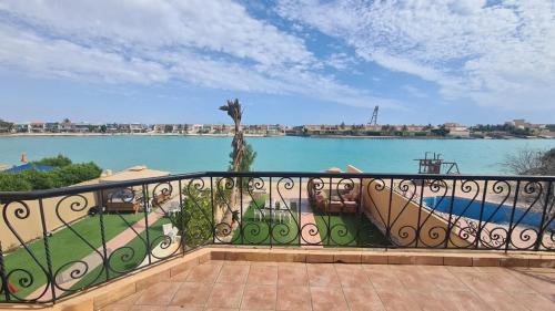 فيلا بمسبح خاص درة العروس, Durat Alarous (fotografie 3)