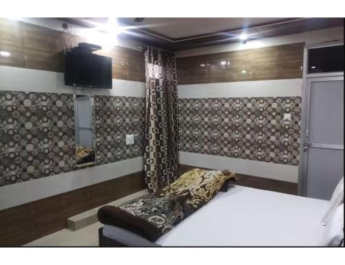 Sharma Guest House, Naina Devi, Himachal Pradesh