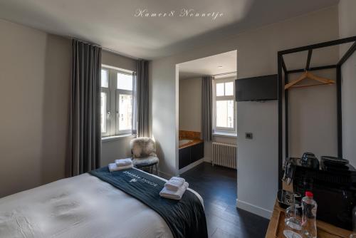 Hotel Bonne Auberge (Adults Only) - image 8