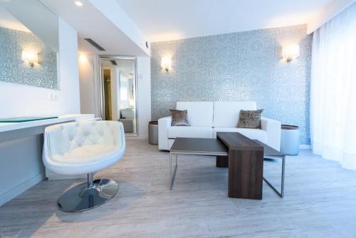 Plaza Santa Ponsa Boutique - Adults Only. - image 14