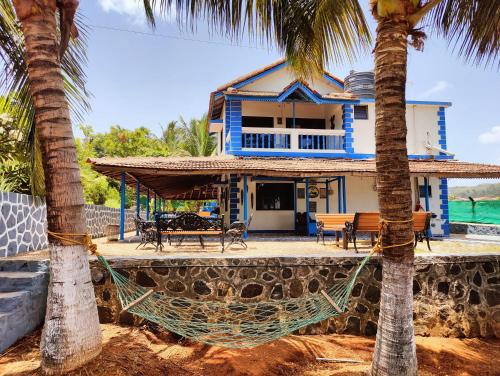 Aqua Arina Holiday Farm House in Vihour