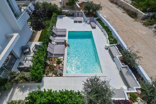 VILLA CALA, Hotel Rooms&Apartments