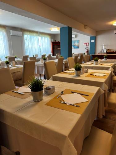 PFA Hotel Ginevra - 식음료(F&B)