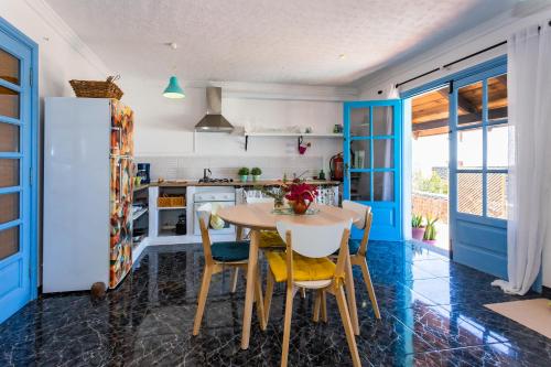 Eco Casa Salitre,Montaña, Campo y Playa (Eco Casa Salitre,Montana, Campo y Playa) in Tabayesco