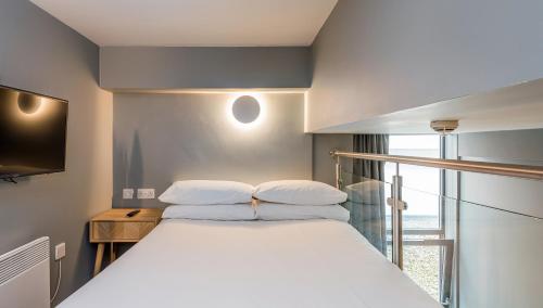 Richmond Place Apartments - image 6