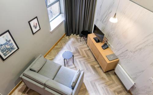 Richmond Place Apartments - image 11