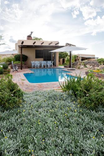 . Naftali Guest Farm