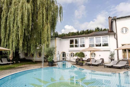 Swimming pool, Hotel Antoniushof in Ruhstorf