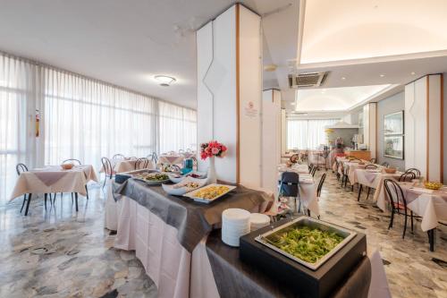 레스토랑, Hotel Crown in 리미니