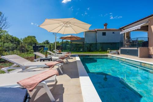 Villa Daris - Accommodation - Nedeščina